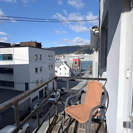 Spacious & Cozy With Balcony ベルゲン